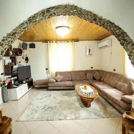 Villa Muca *